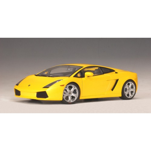 Autoart - Car Scale Models - 1 18 Lamborghini Gallardo M.Yellow